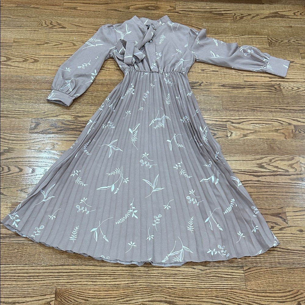 SHEIN Gray Floral Maxi Dress